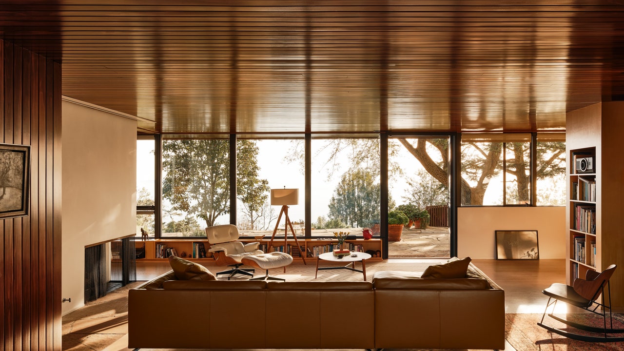 A Home Made Famous by Mariah Carey Hits the Market, Richard Neutra’s Coe House Lists, and More Real Estate News